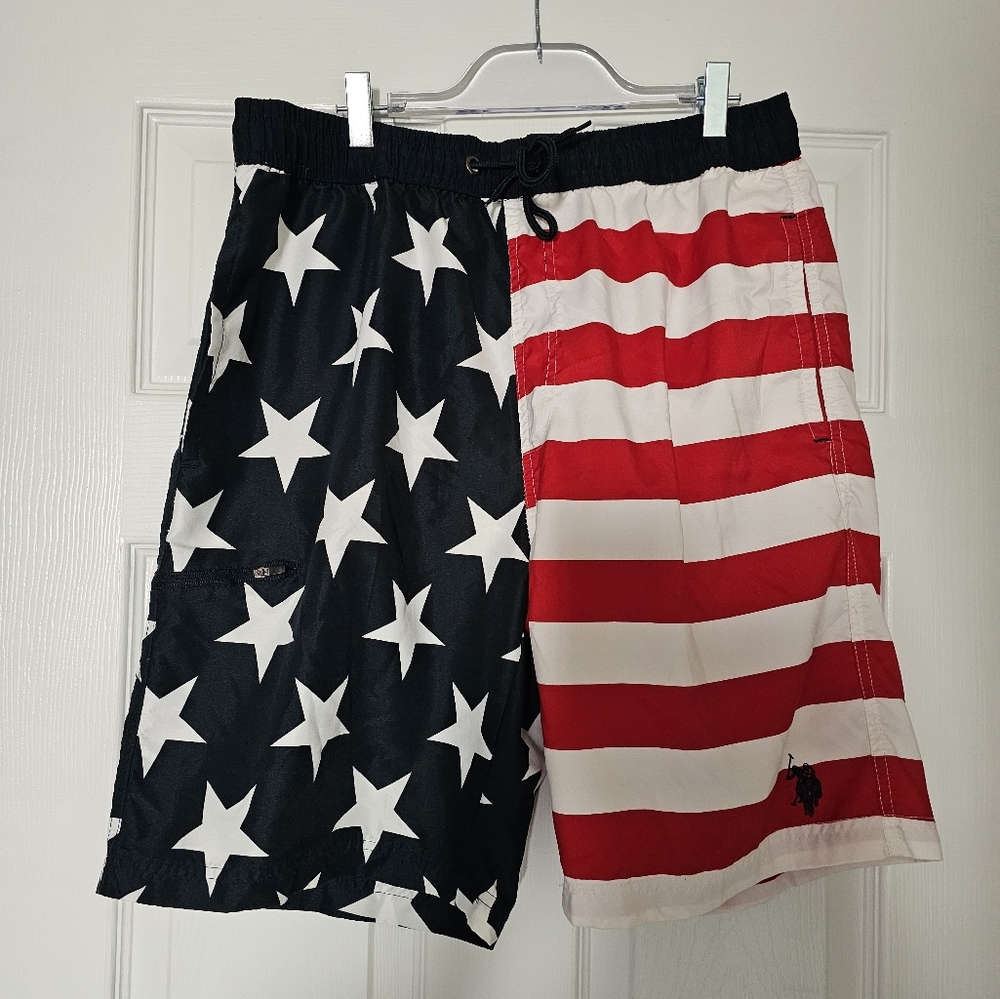 Patriotic Black and Red Men's Bathing Suit‎